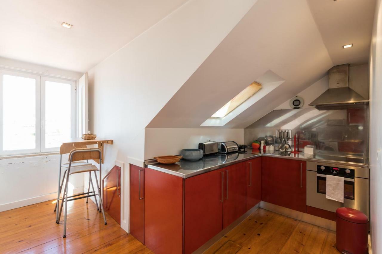 Flh Chiado Skyline Apartment Lisbon Luaran gambar