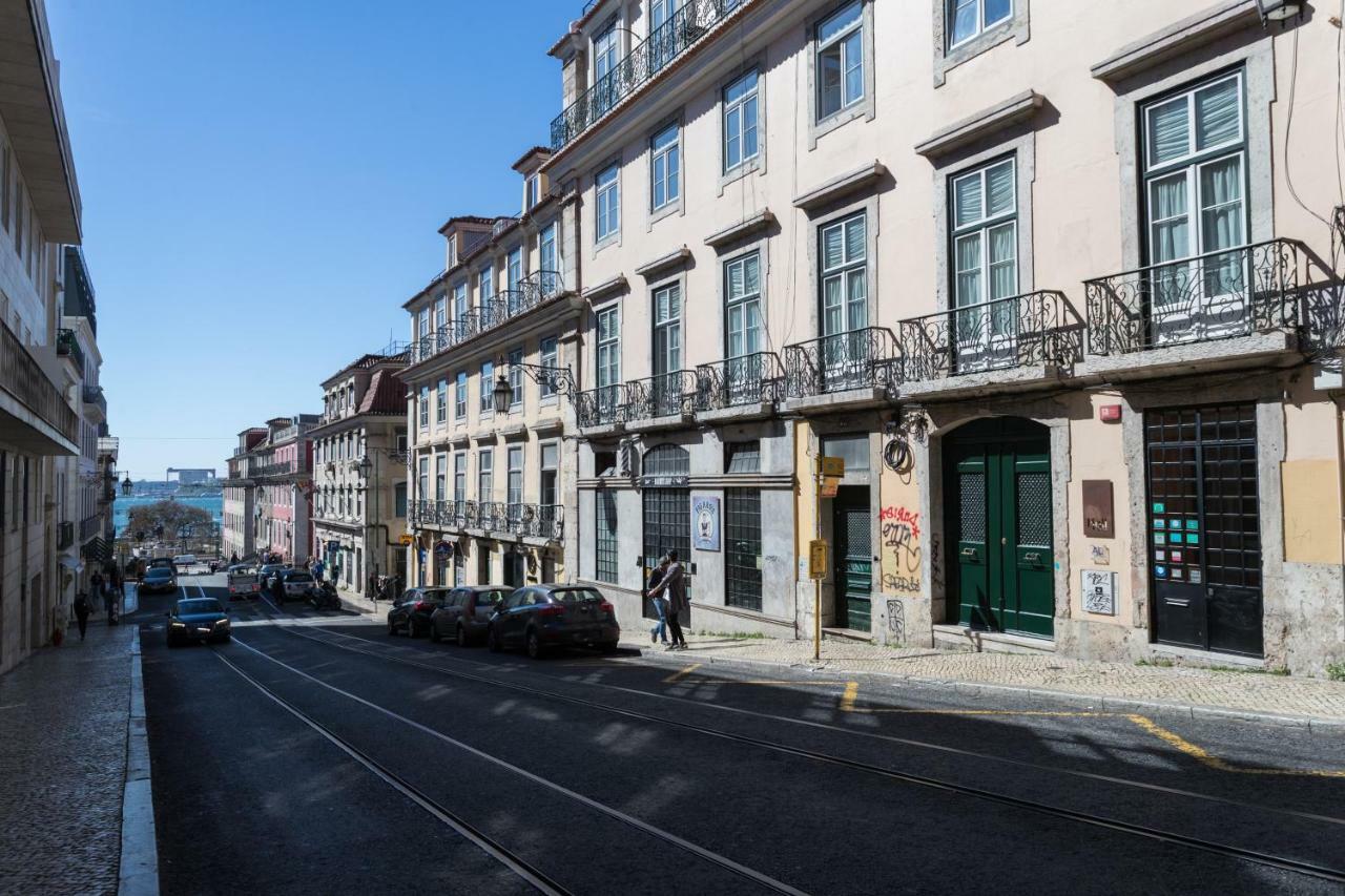 Flh Chiado Skyline Apartment Lisbon Luaran gambar