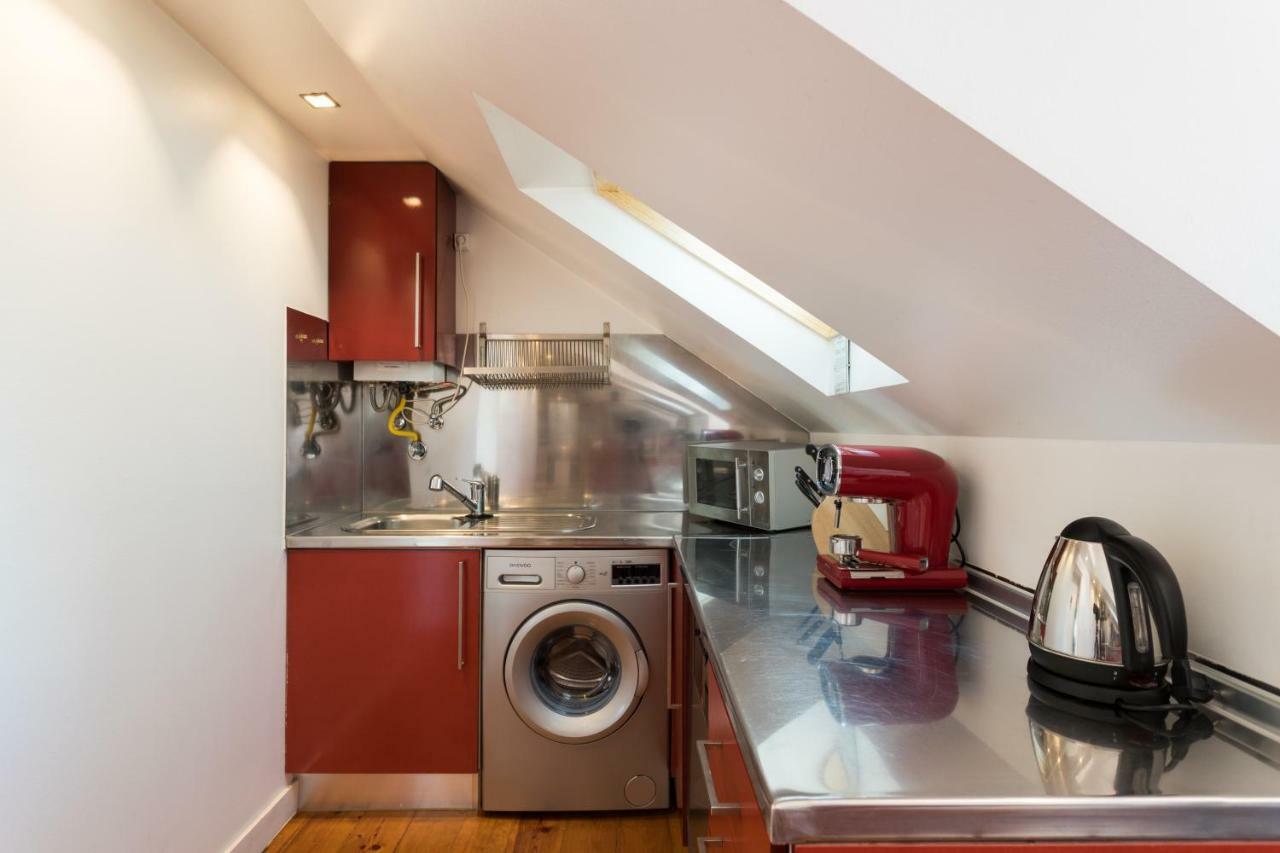 Flh Chiado Skyline Apartment Lisbon Luaran gambar